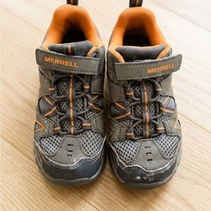 Merrell Kids Gray and Orange Breathable Hook-and-Loop Sneakers